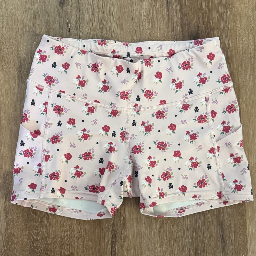 Betty Designs Floral Patterned Women's Bike Shorts